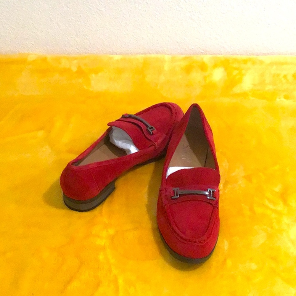EUC FRANCO SARTO “Bevin” Suede Loafer Shoes Slip On Low Heel Deep Red